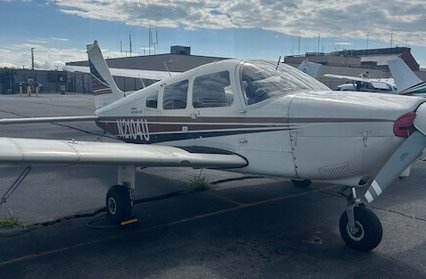 N2104U Piper Archer PA28-181